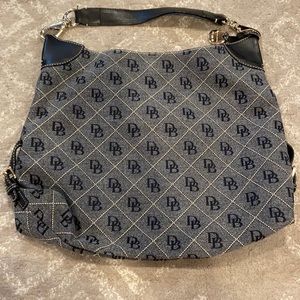 Dooney & Bourke shoulder bag